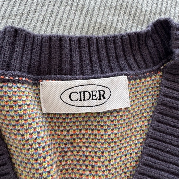 Cider oversized teddy bear vest - Picture 3 of 4